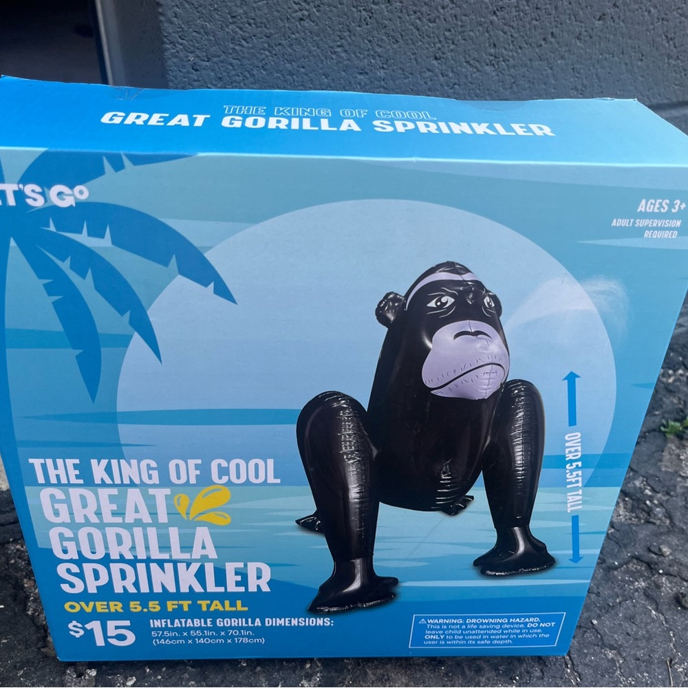 Great Gorilla Sprinkler - Black
